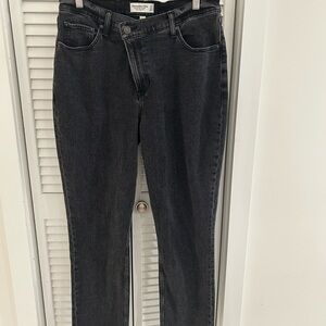 Abercrombie & Fitch Women’s Straight Leg Jeans - Washed Black
